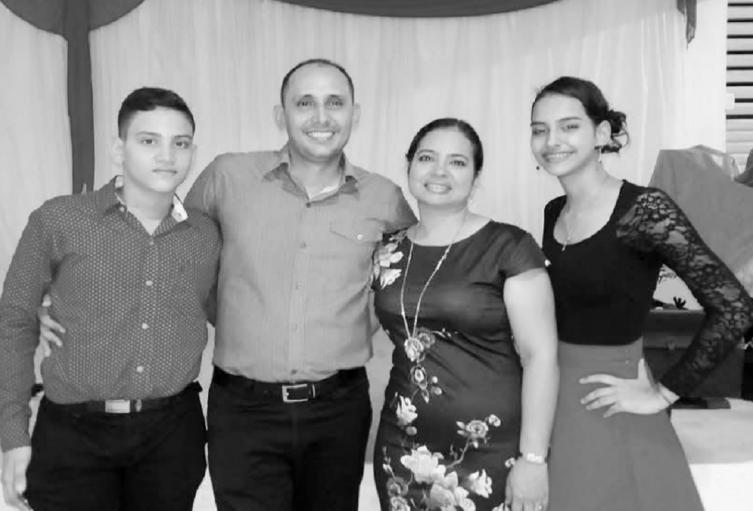 pastor y su familia en cesar 0