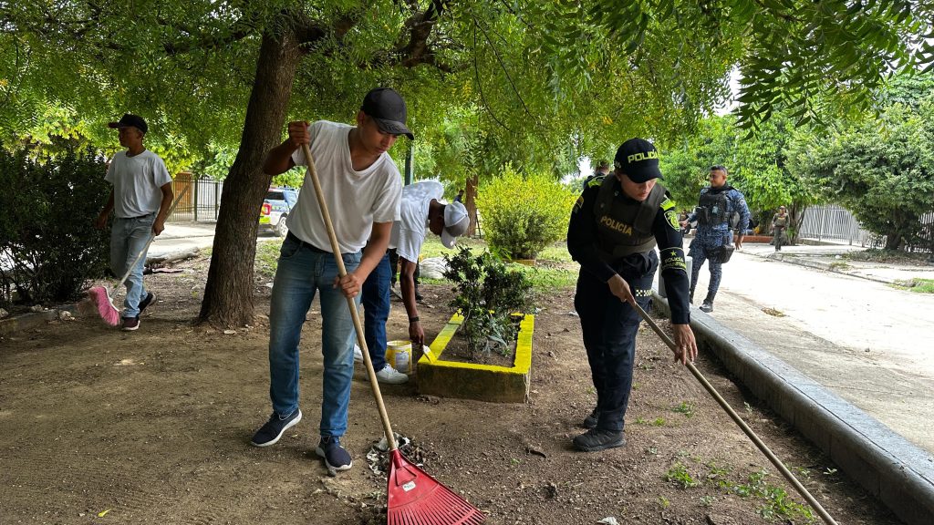 Donde florece la esperanza: crónica de una mañana distinta en José Antonio Galán 4 24f1f9d0 ba5a 462f a0b8 1a6716bbec49