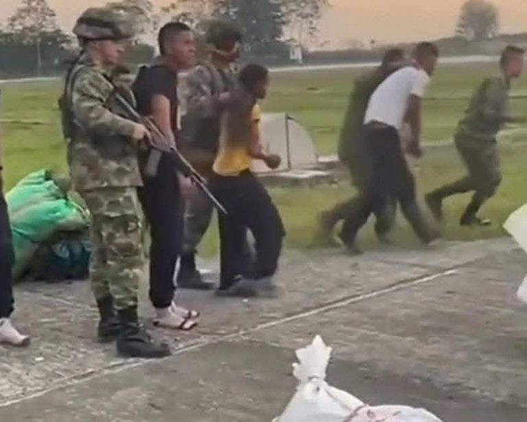 Al menos 12 presuntos integrantes del Clan del Golfo habrían sido dados de baja en bombardeo en el Bajo Cauca antioqueño 3 495242042 687341503878149 6439378327322686674 n 768x614 1