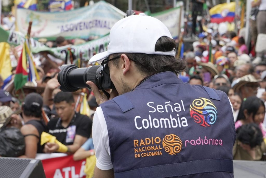 Multitudinaria asistencia al Cabildo Abierto en Barranquilla: se espera intervención del presidente Petro 1 499209212 1234558631372275 4025817486387414837 n
