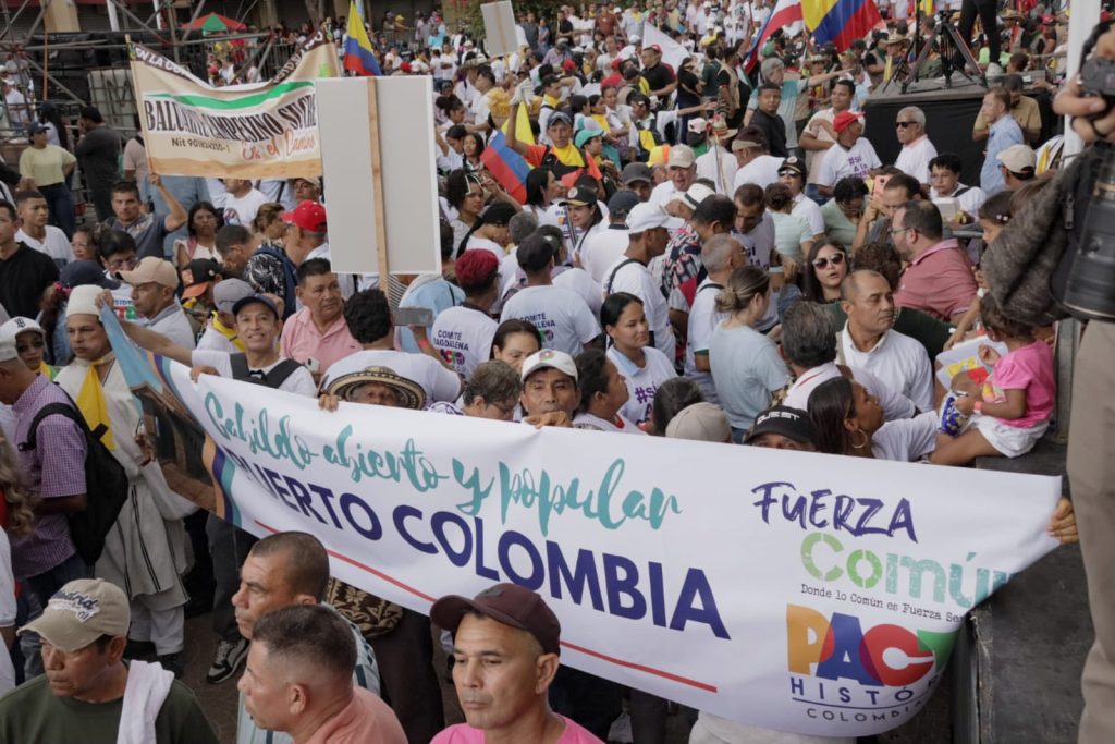 Multitudinaria asistencia al Cabildo Abierto en Barranquilla: se espera intervención del presidente Petro 3 499580865 1234558501372288 1529804982874254752 n
