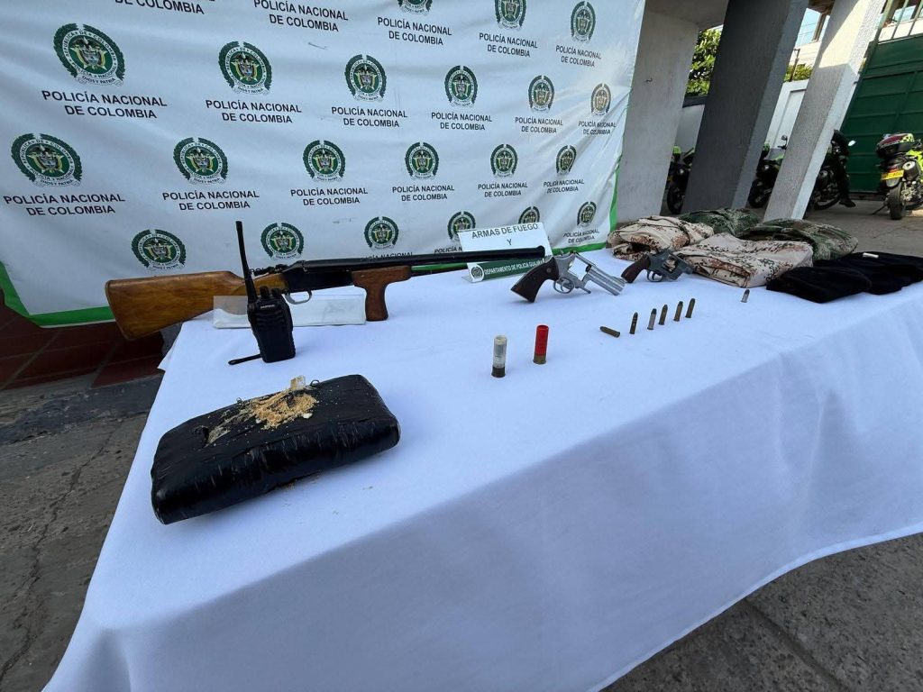 Capturan en Maicao a dos presuntos integrantes del ELN: uno de ellos sería líder criminal con más de 8 años de trayectoria 1 64a25c4b 1bf5 4d95 8794 61ab430ae8d3