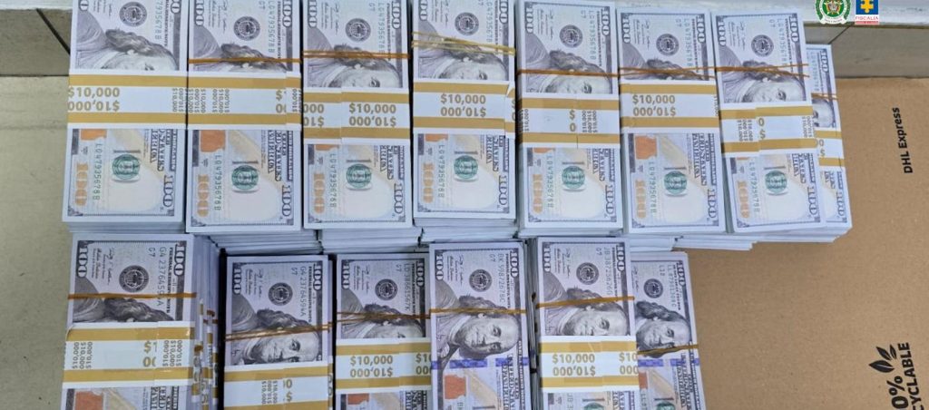 Incautados más de un millón de dólares falsos que iban ser enviados de Colombia a México 1 Dolares 0