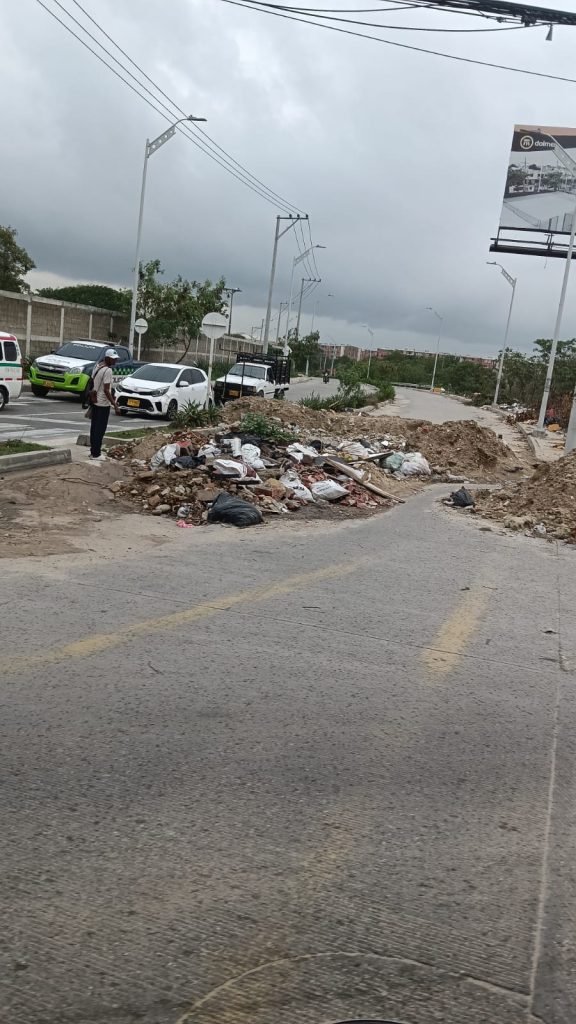 Tramo vial en El Platanal, Soledad, sigue en el abandono: comunidad exige soluciones 1 Gqa yT9XIAERC3l