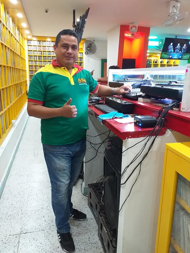Ray Manotas, reconocido programador de radio, fue asesinado este miércoles en el barrio Carrizal 3 IMG 20250521 WA1004