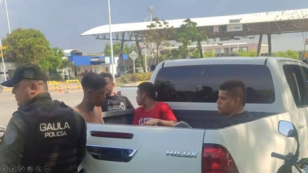 Cayeron “Los Cachorros de Digno”: capturados 11 presuntos miembros de 'Los Pepes' con arsenal de guerra en Barranquilla 1 MinTrabajo 6 0 11