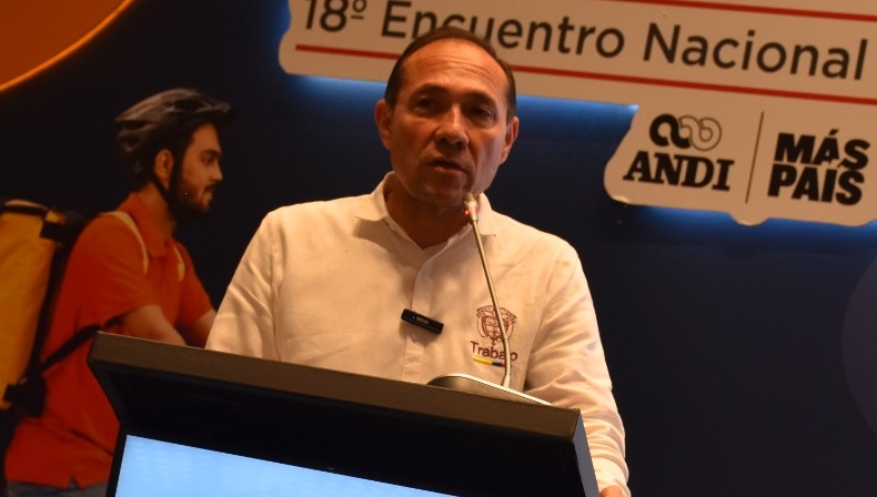Sanguino arremete contra Cepeda: “La reforma laboral puede morir por perversidad política” 1 Sanguino 3