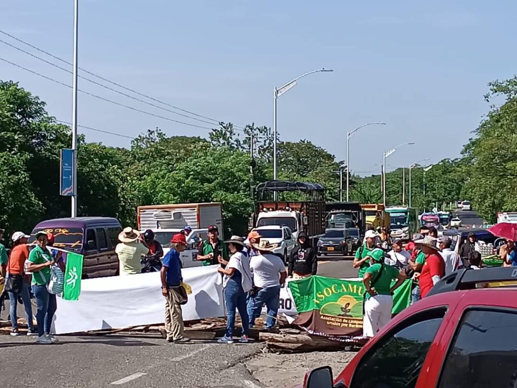 Bloqueo en Pital de Megua: Protestas afectan la movilidad en la Vía La Cordialidad 2 c44e539c 2d17 4e4b 84f2 42d2fef9fd76