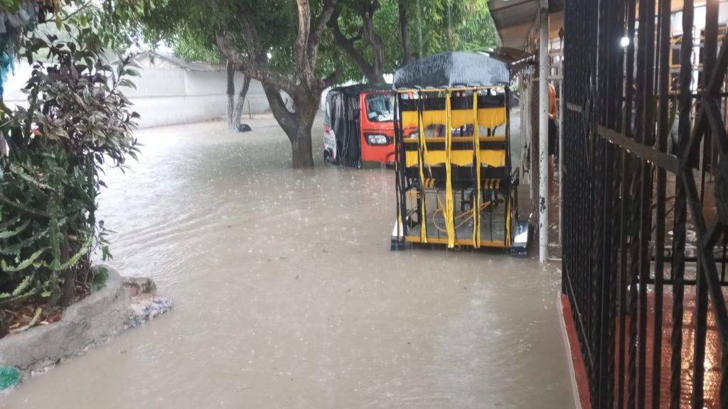 Habitantes del barrio Primero de Mayo en Soledad, Atlántico, afectados por fuertes lluvias 4 e20f68bd c31b 4fb1 8ce3 51411b5d9b1c