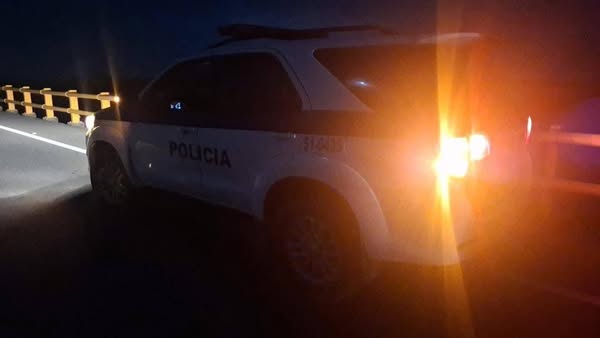 Presunto ladrón se lanza al río Magdalena desde puente Roncador para evadir captura 1 505823726 1258839932912986 5032672978710633486 n