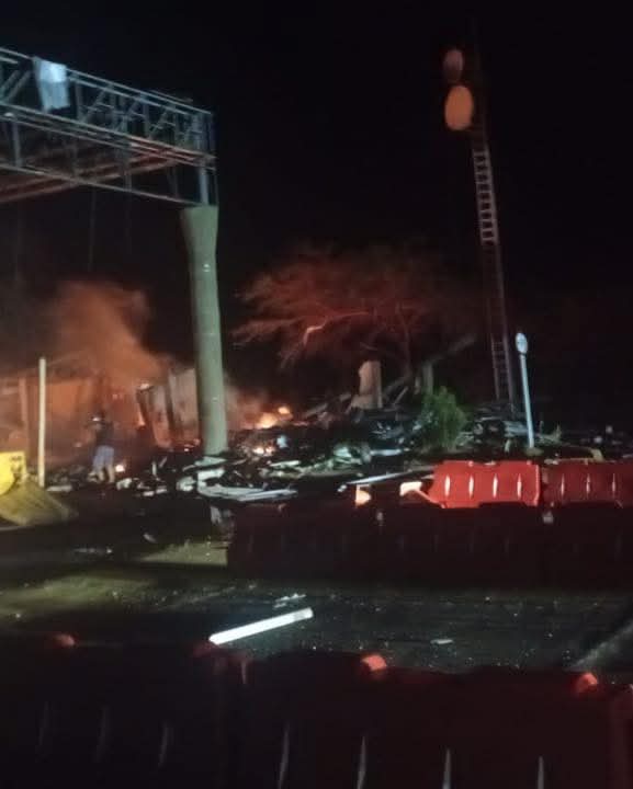 Escalada terrorista con explosivos en peaje de La Guajira deja un muerto y un desaparecido 3 FB IMG 1750416789950 1