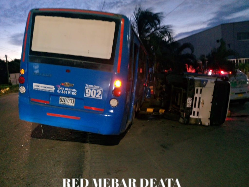 Varios heridos deja accidente de tránsito vía a Juan Mina 4 IMG 20250620 WA0104