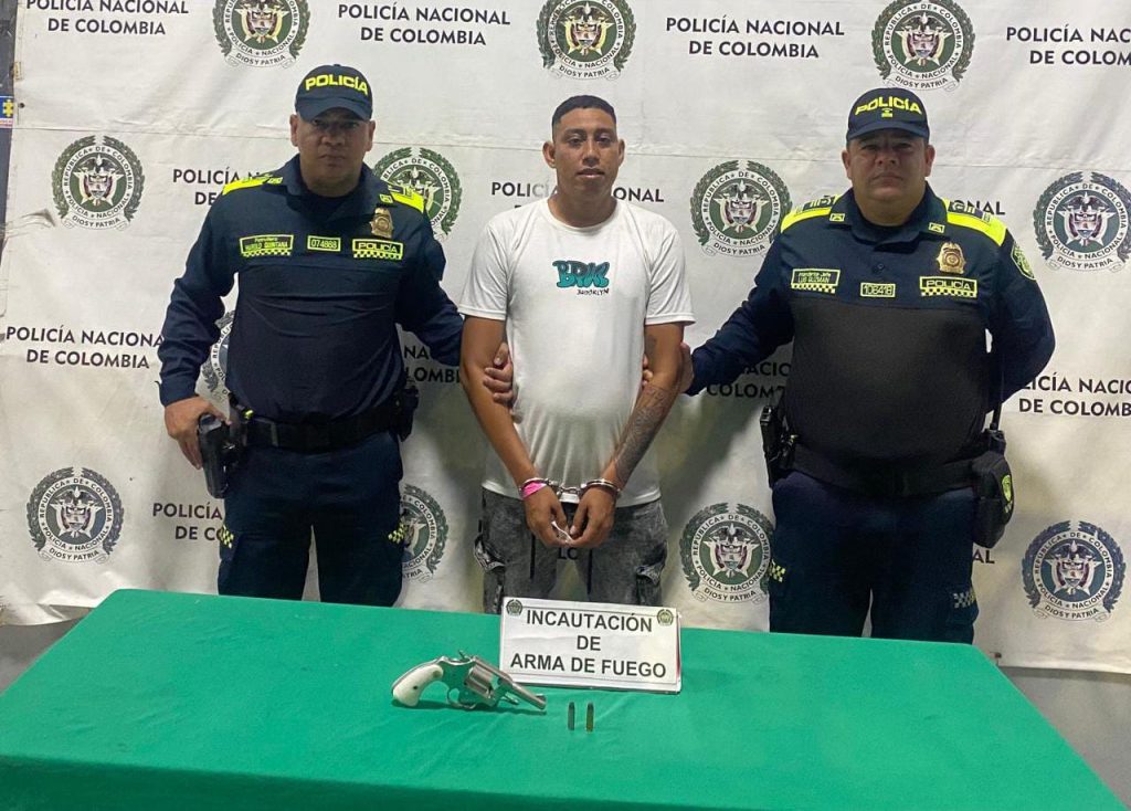 Capturado por porte ilegal de arma de fuego en evento público en Soledad 1 WhatsApp Image 2025 06 12 at 5.35.23 AM