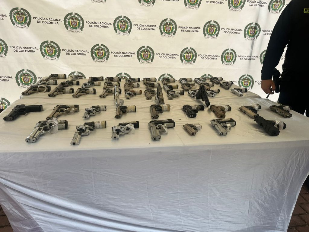 Policía detruyó 180 armas traumáticas que amenazaban la seguridad en Santa Marta 2 a9ee1a1b 0cc2 48fb a70d 5577dd959456 1