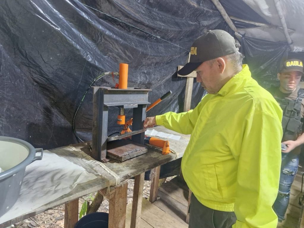 Descubren mega laboratorio de cocaína en Santander: golpe de $3.500 millones al narcotráfico 2 b846e7ba 51f8 4ece 9e6e 376a4fccbf79