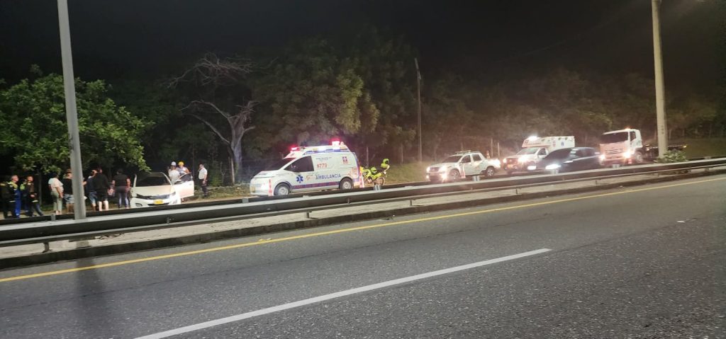 Detalles: Masacre en Puerto Colombia! deja un sado de tres muertos y nueve heridos en una cabaña 8 bbf65514 fd63 4e6c 8bf6 685ce53af5cb