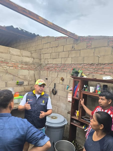 Emergencia por fuertes brisas en el barrio Los Cristales, Malambo 5 515439727 1540241517335951 155317976571496272 n