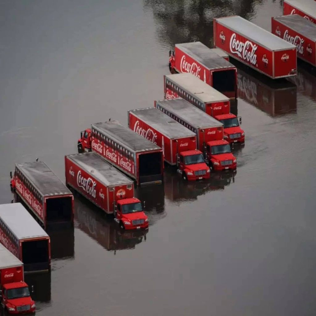 Texas bajo el agua: sube a 82 el número de fallecidos por inundaciones 2 516722204 1179813220826810 4219644505287814781 n