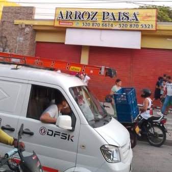 Indignación en Barranquilla: Cajera herida de bala en ataque extorsivo en el barrio La Paz 2 517122083 760369012999329 3114058371808033544 n