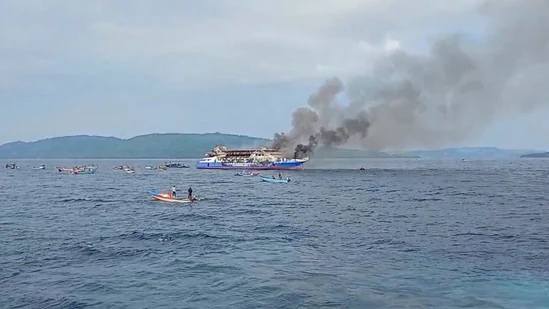 Terror en altamar: más de 250 personas se lanzan al mar por incendio en ferry ‘KM Barcelona’ en Indonesia 7 518824135 718619497630298 3768323493957769080 n
