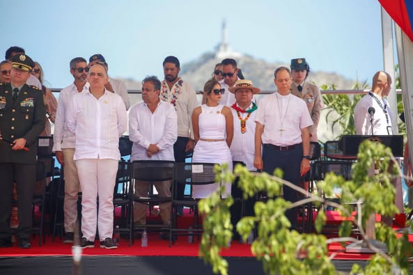 "¡Fuera, no sirve!": abuchean al alcalde Pinedo en evento con el presidente Petro 1 522233958 1141203818031929 373459208699014952 n