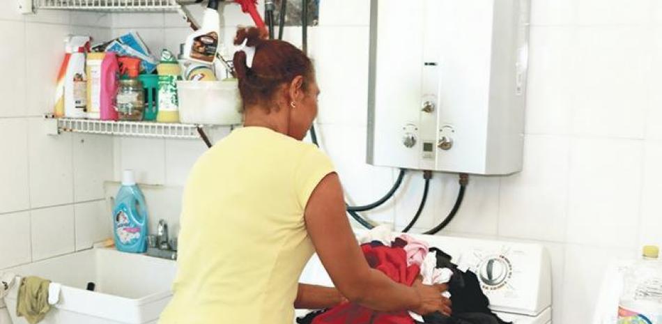 Trabajo doméstico en Colombia da un giro: contratos por escrito y registro obligatorio 2 64306ddb09c1d