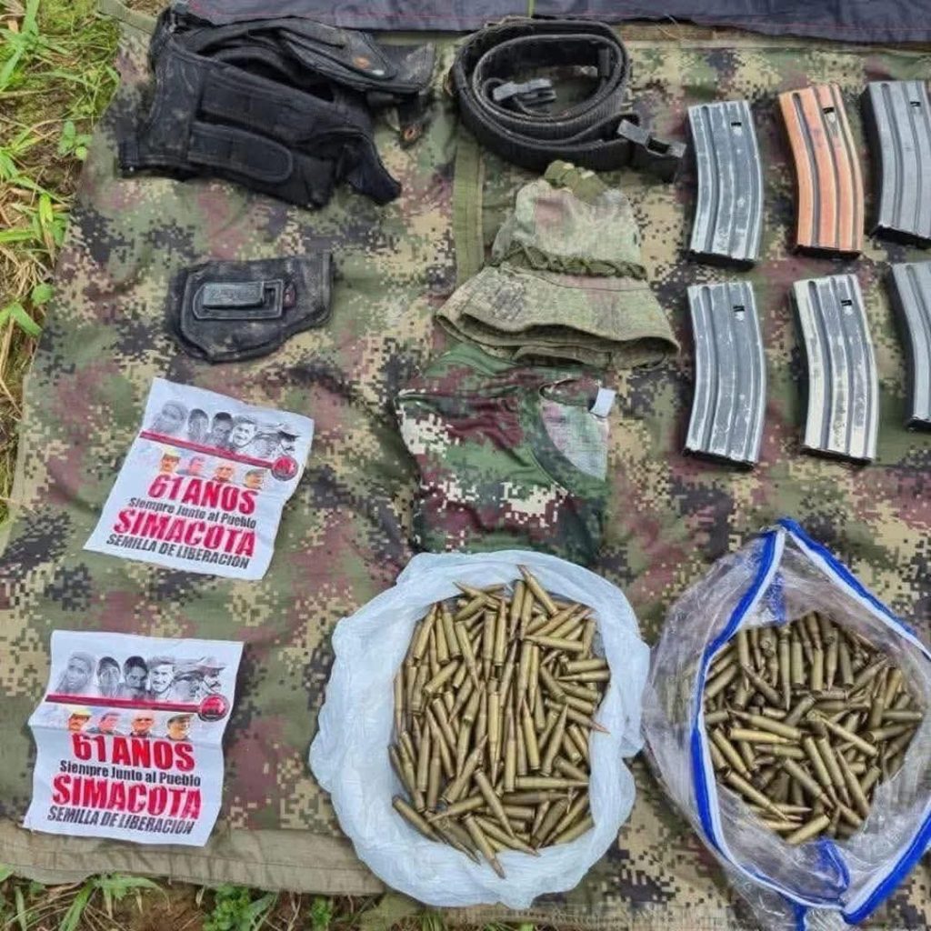 84 disidentes se entregan y 20 menores son rescatados durante operativo del Ejército 1 FB IMG 1752463732630