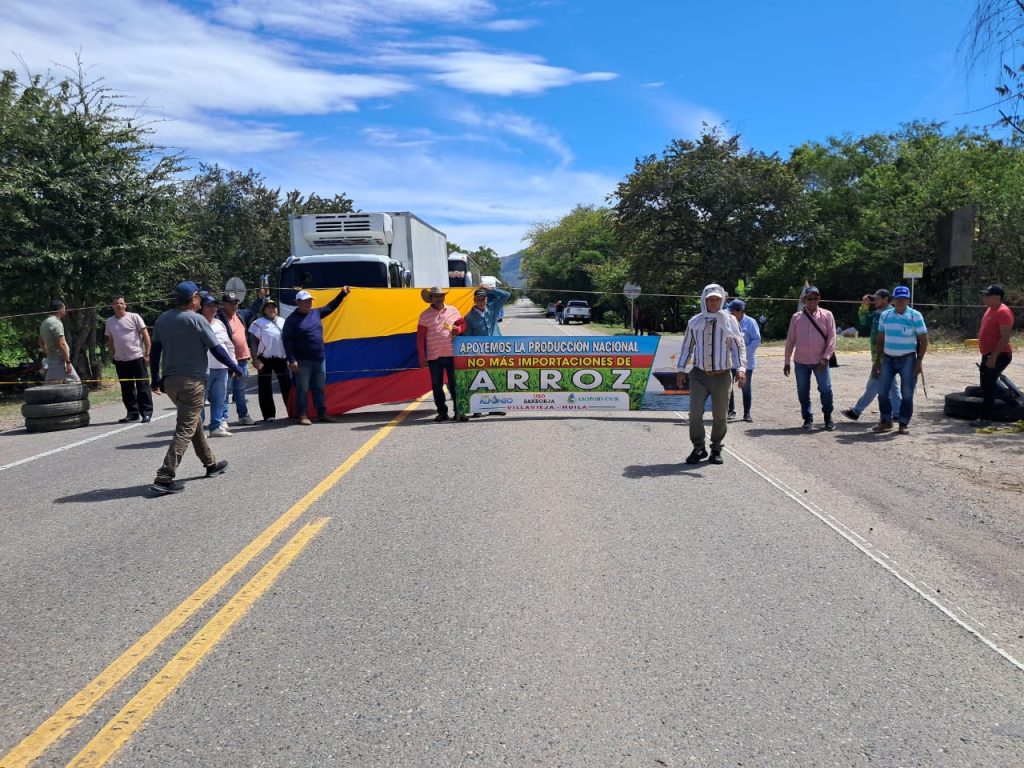 Se intensifica el Paro Arrocero en Colombia: aumentan bloqueos y no hay diálogo con el Gobierno 3 IMG 2