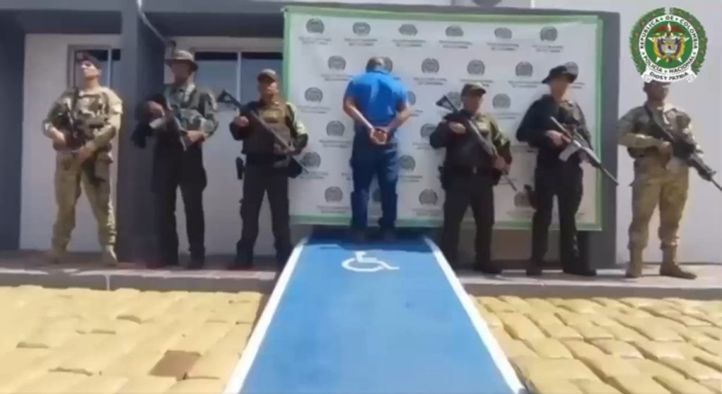Se les cayó la vuelta: Cae camión cisterna con media tonelada de marihuana rumbo a La Guajira 1 Medicina Legal 4 3 0 0 1024x452 10