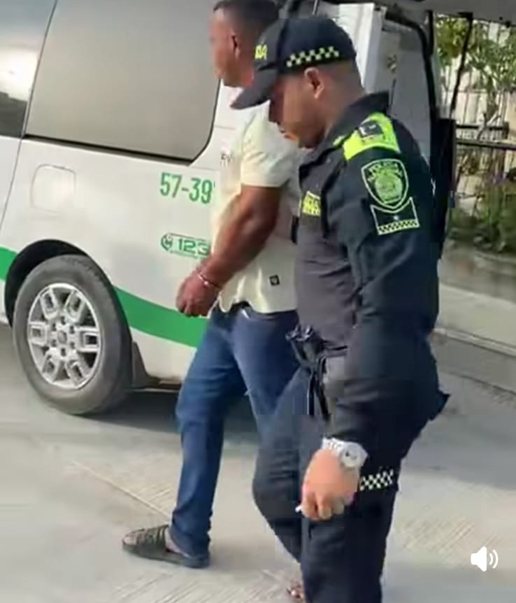 ¡Le falló el "plomo santo"! Hombre cayó con revólver sin serie y cartucho disparado en Ríos de Agua Viva 1 a34509ce 70f1 4c01 9032 13ea7f50628a