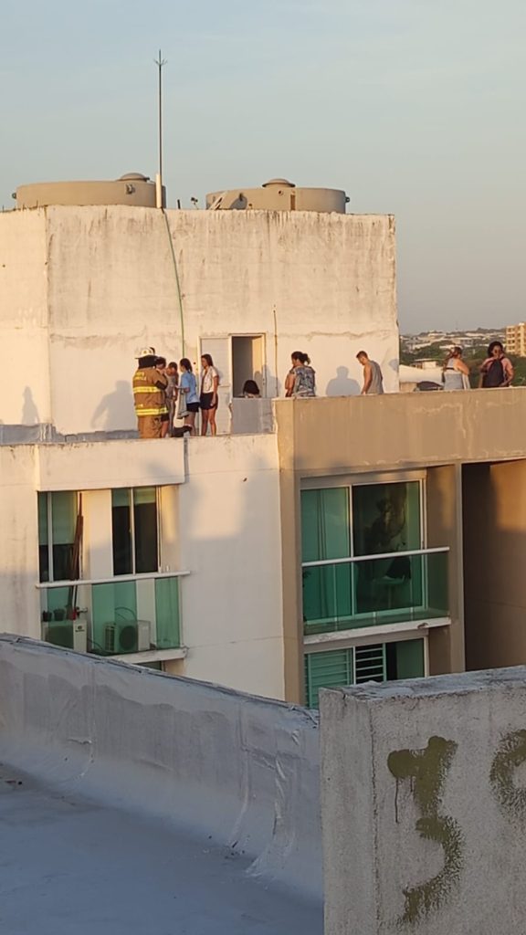“Hubo tres muertos y 13 lesionados”: reporte de autoridades tras incendio en edificio Flores del Recreo 4 de9698e9 dbff 4177 88d6 ec8c8337c760