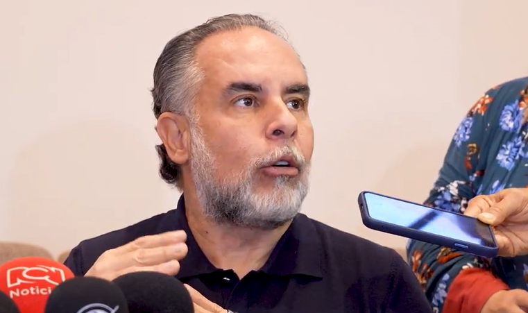 MinInterior advierte: "No podemos repetir los errores del proceso de paz de Santos con 'Los Costeños' y 'Los Pepes'" 2 image 8