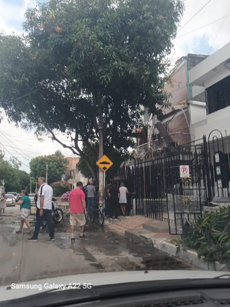 Tragedia en Barranquilla: una persona muerta tras desplome de vivienda en San Felipe 9 391b523a cb97 412c afc0 88b06ae3bcaf