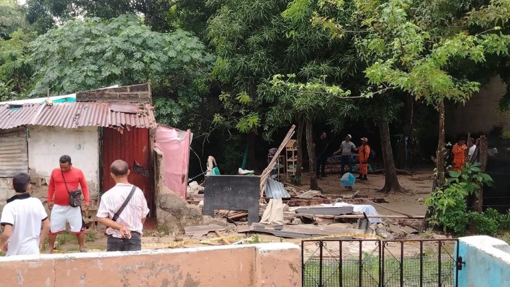 Colapso parcial de vivienda en Baranoa durante fuerte aguacero: no hubo heridos 3 70389247 9bb2 4e87 872f e237689a32a2