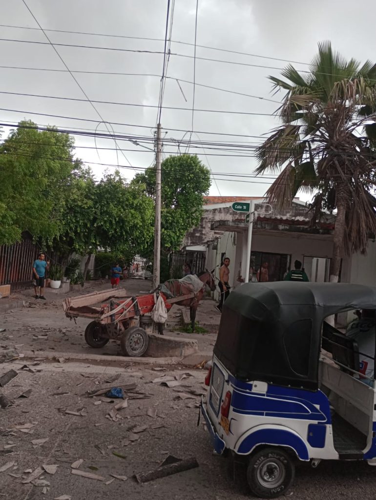 ¡Emergencia en Soledad! Vendaval de categoría F1 siembra pánico y deja graves daños en varios barrios 2 720cd9c6 fe85 41d0 866d 8e533fd2dc71