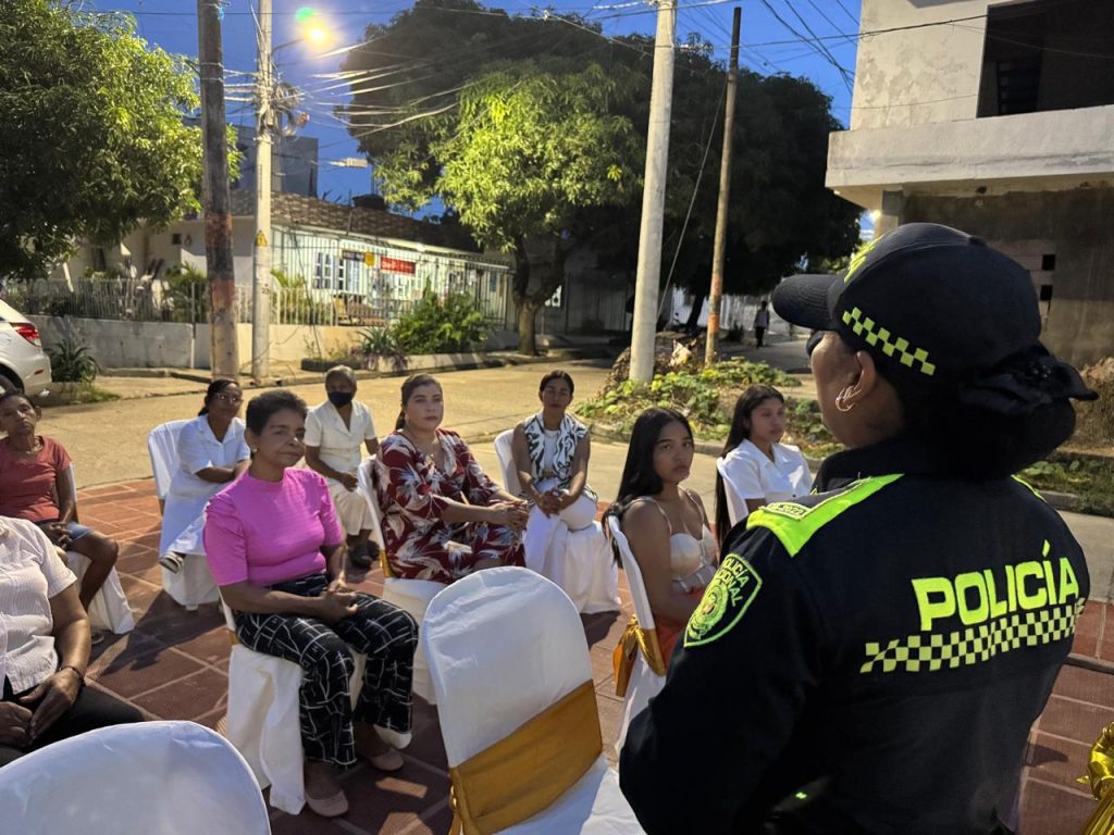 Policía Nacional impulsa el liderazgo femenino para construir comunidades más seguras en Bolívar 3 98242962 7340 4b95 9620 4ab503d8aa49