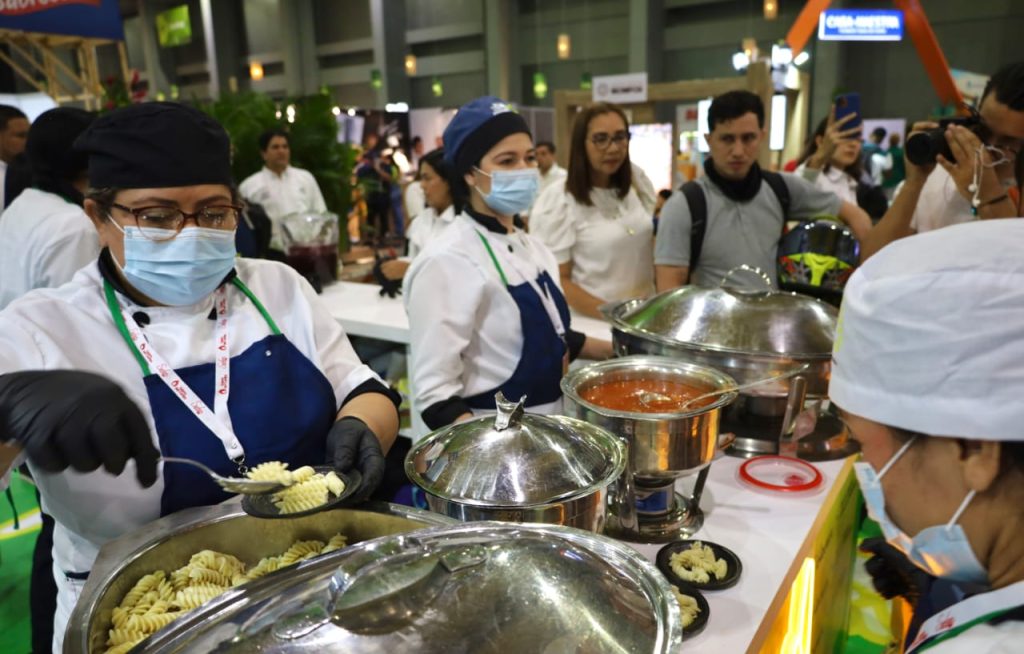 Cocinas De la mano con la primera 2