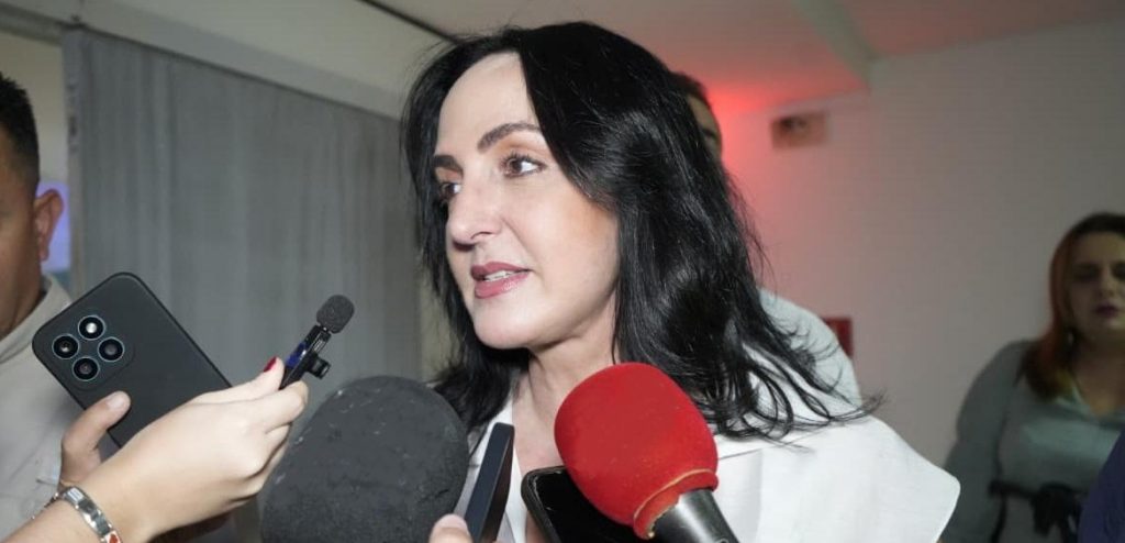 “Que Maduro no duerma”: María Fernanda Cabal celebra presión de EE.UU. sobre el presidente venezolano 3 Maria Fernanda Cabal 0