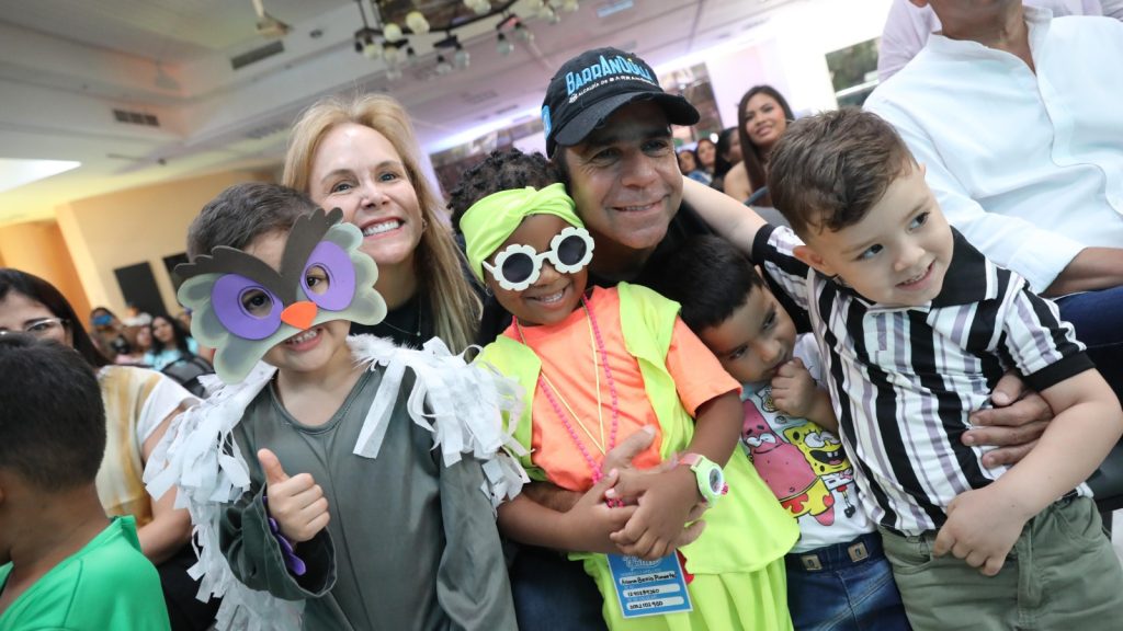 Alcalde Alejandro Char, reconocido con el premio Gobernantes Comprometidos con la Niñez y la Adolescencia 2025 1 Premio gobernante comprometido con la ninez y adolescencia 7