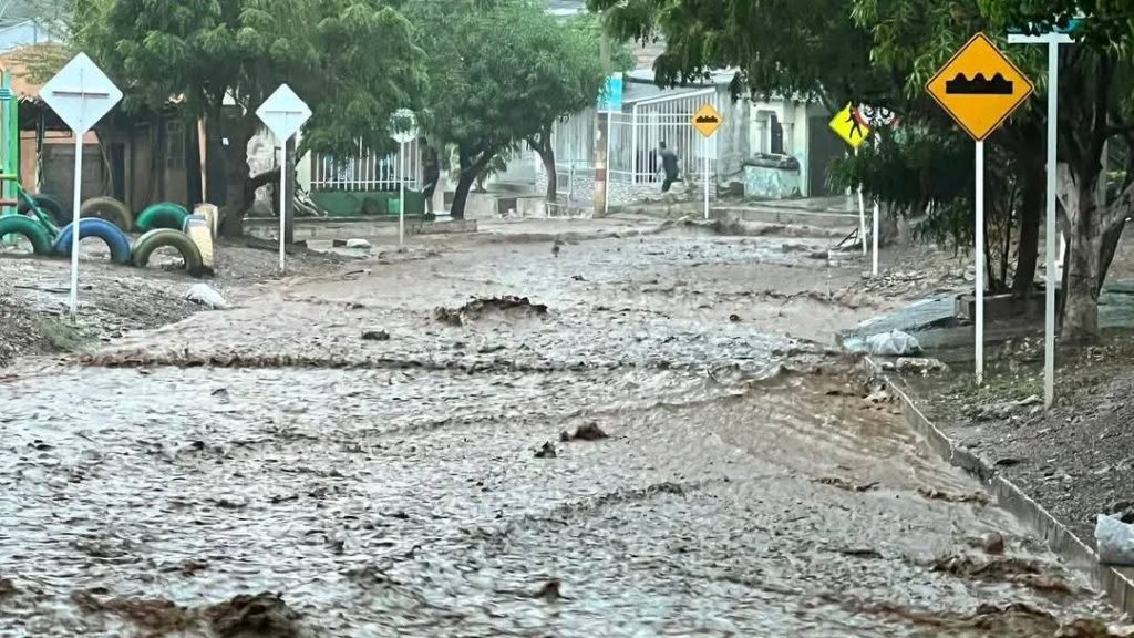 Santa Marta y sus 500 años con el agua al cuello: más de 60 barrios inundados y la ciudad en alerta naranja 9 aecfe3d3 4cf1 4c82 b6a9 7973dd7eaf7f