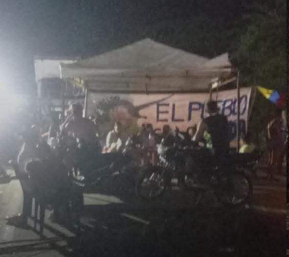 Bloqueo Total en la Vía La Cordialidad en Sabanalarga por Obras Inconclusas de Alcantarillado 2 c0bbd9eb 0490 4c98 acb7 cdc2599568e5