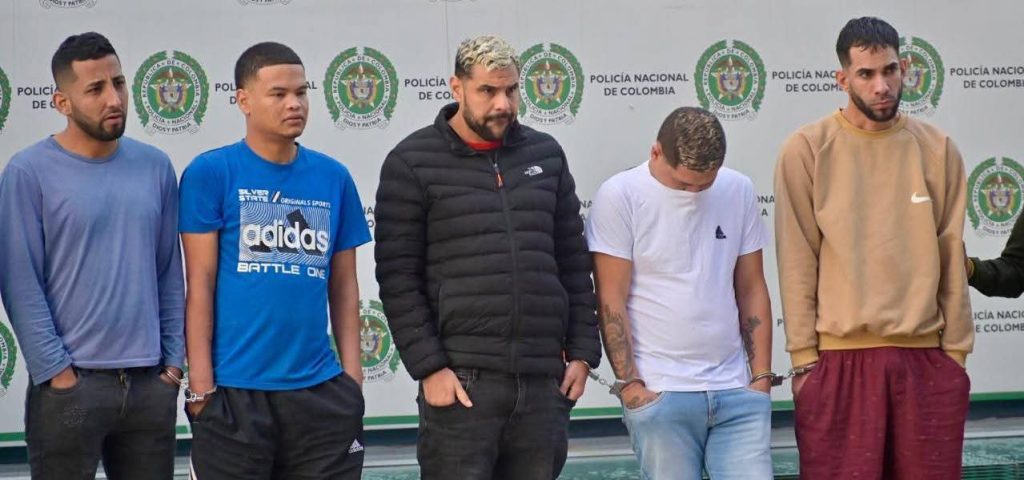 Caen 11 presuntos miembros del ‘Tren de Aragua’ en Bogotá: arsenal, drogas y millones en efectivo 2 c802d946 a6a6 42f6 82f2 58ed01754f24