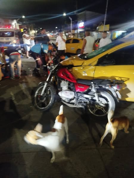 Aparatoso accidente de tránsito en la Cordialidad con carrera 19 en Barranquilla 3 544918487 1230608942413904 6753281230210885644 n
