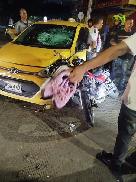Aparatoso accidente de tránsito en la Cordialidad con carrera 19 en Barranquilla 1 545420161 1230608849080580 5329752609782669029 n