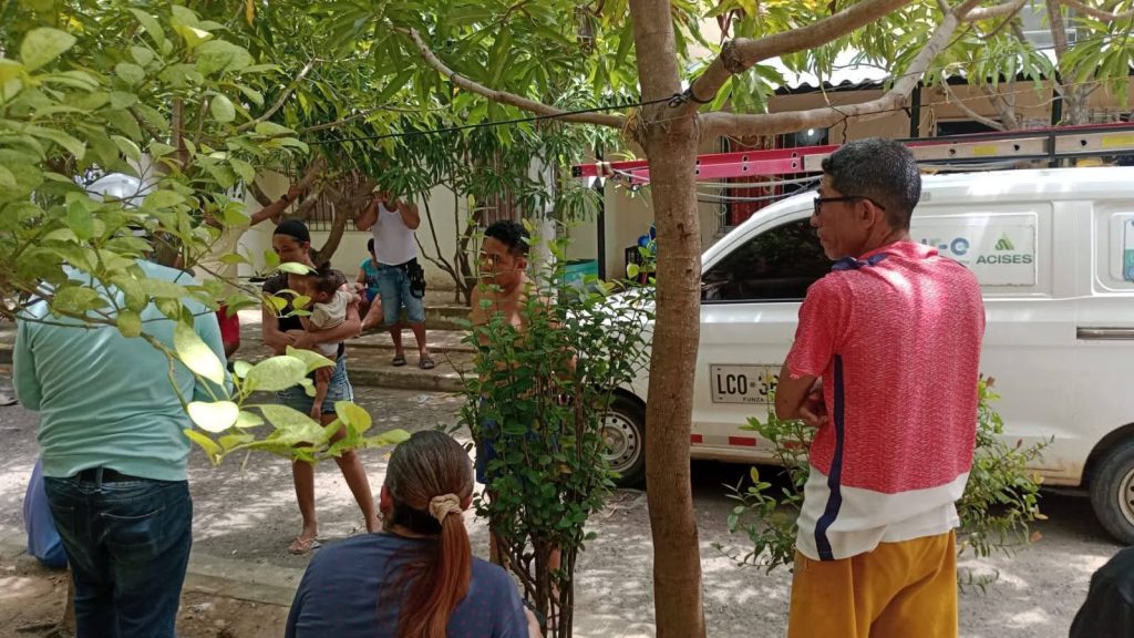 Comunidad en Suan, Atlántico retiene vehículo de Air-e por mal servicio eléctrico 2 84df5127 f826 456b b7cb 13332e3ba58f