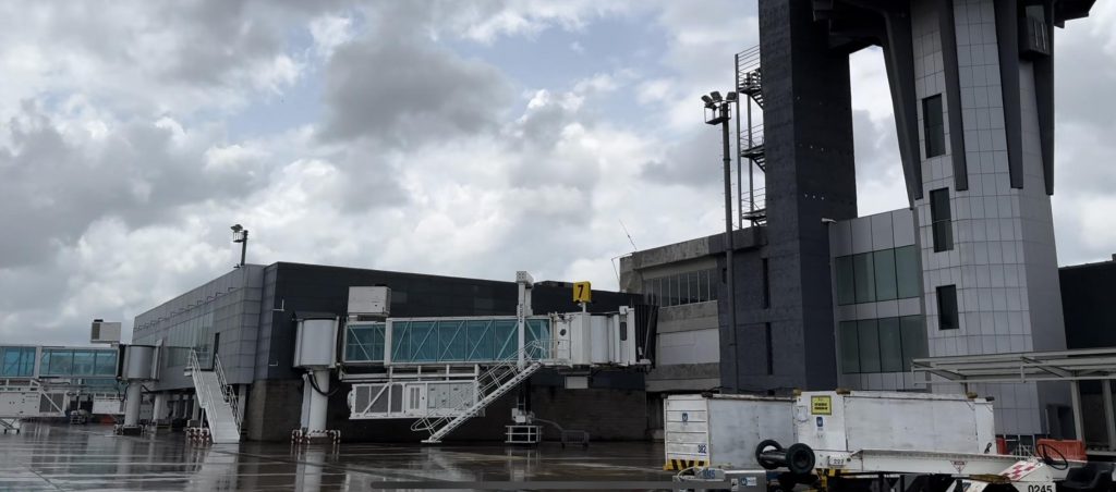 Un año después, el aeropuerto ‘Ernesto Cortissoz’ sigue en tierra 1 Aeropuerto Baq 6 0