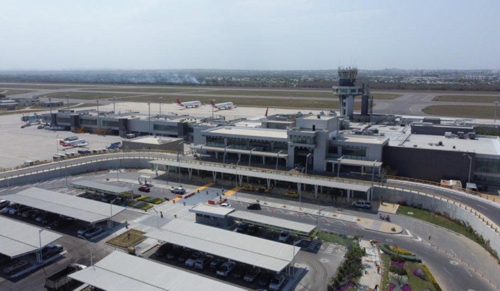 Multimillonaria ‘avionada’ en el Cortissoz: ¿dónde está la plata? ¿responderán quienes comandaron ese "viaje"? 3 Aeropuerto de Barranquilla 1024x597 1