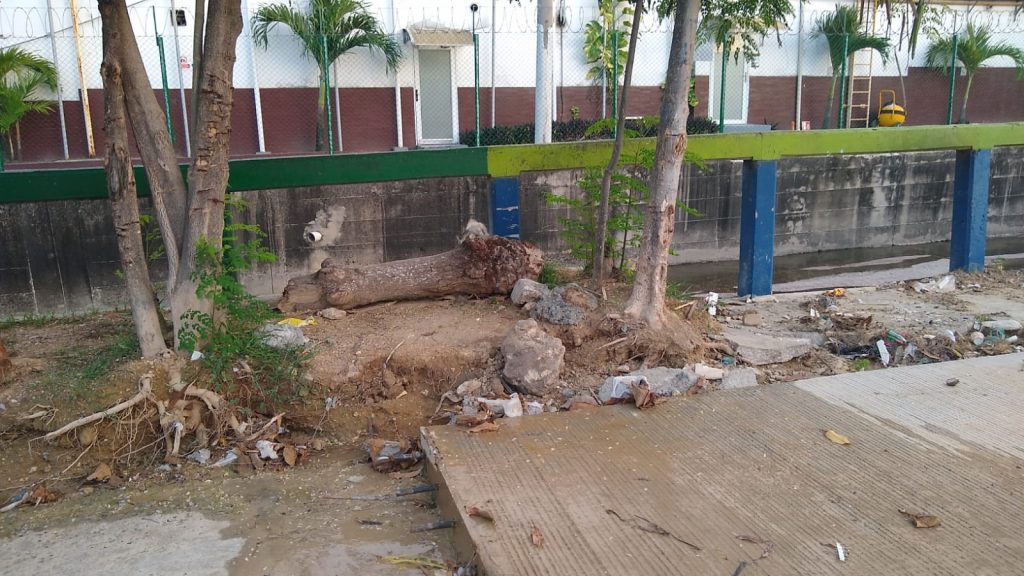 #NosEscribenLosLectores | Vecinos de San Salvador denuncian abandono de obra y graves afectaciones sanitarias 6 b5476f35 7d48 4ec9 92fa b2f7a92865ad