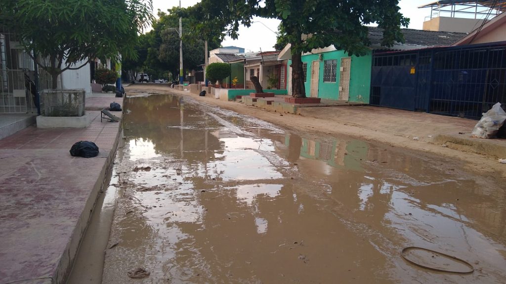 #NosEscribenLosLectores | Vecinos de San Salvador denuncian abandono de obra y graves afectaciones sanitarias 2 d9004d25 e1a4 4363 97cb d199e5249117