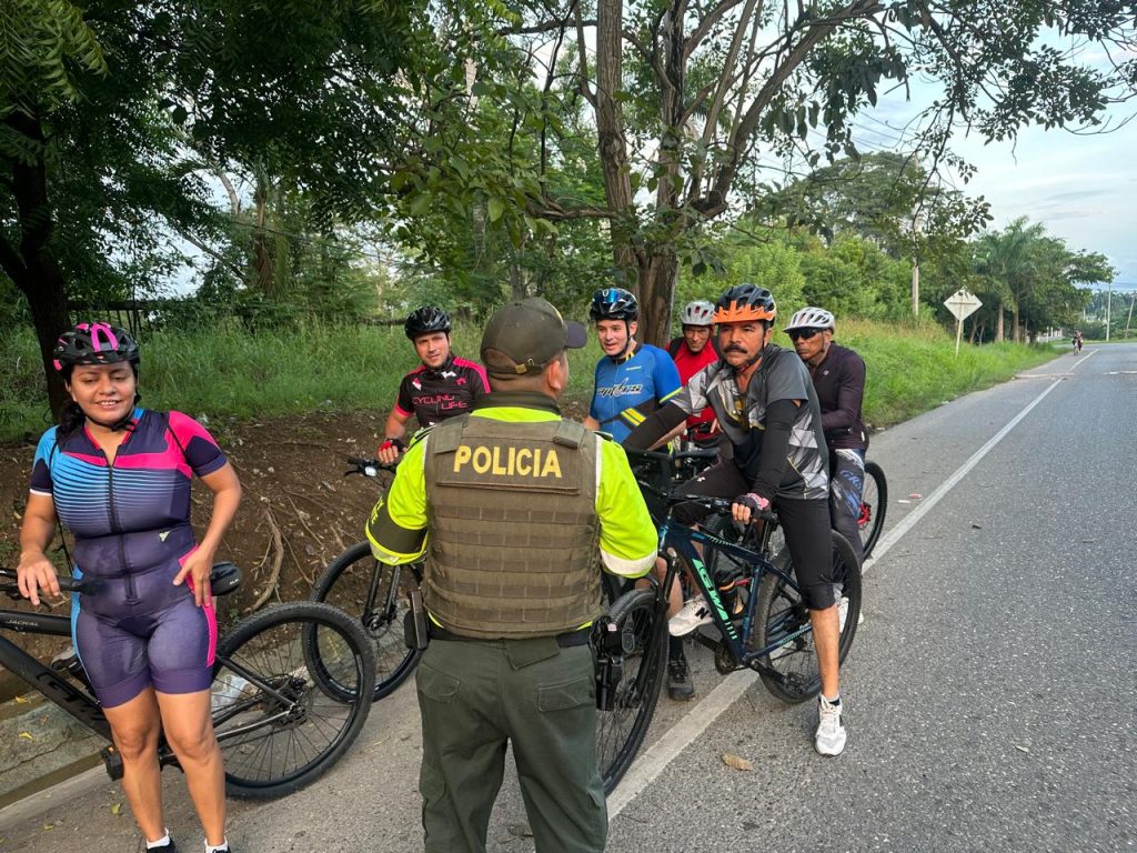 Por la seguridad de los ciclistas, Policía realiza campaña de prevención de accidentes 4 dad3b682 cf01 48fa 8751 ab7818ba339e